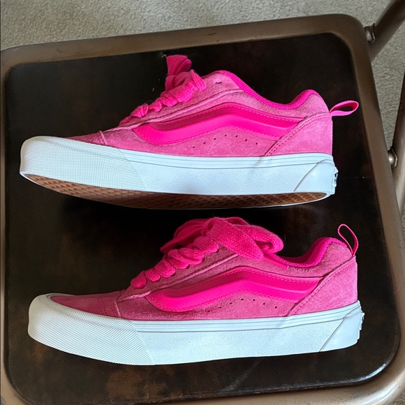 Vans Knu Skool Skate Shoe - Pink glow size 8.5 - Picture 1 of 12